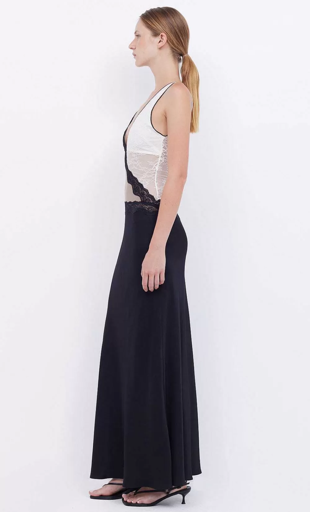 Women BEC + BRIDGE Party-Abrielle Lace Maxi Dress